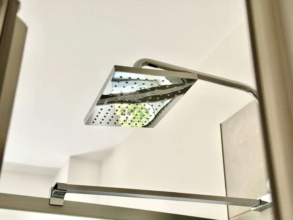 Wohnen mit Charakter, charmante 3-Zimmer-Wohnung mit besonderem Flair