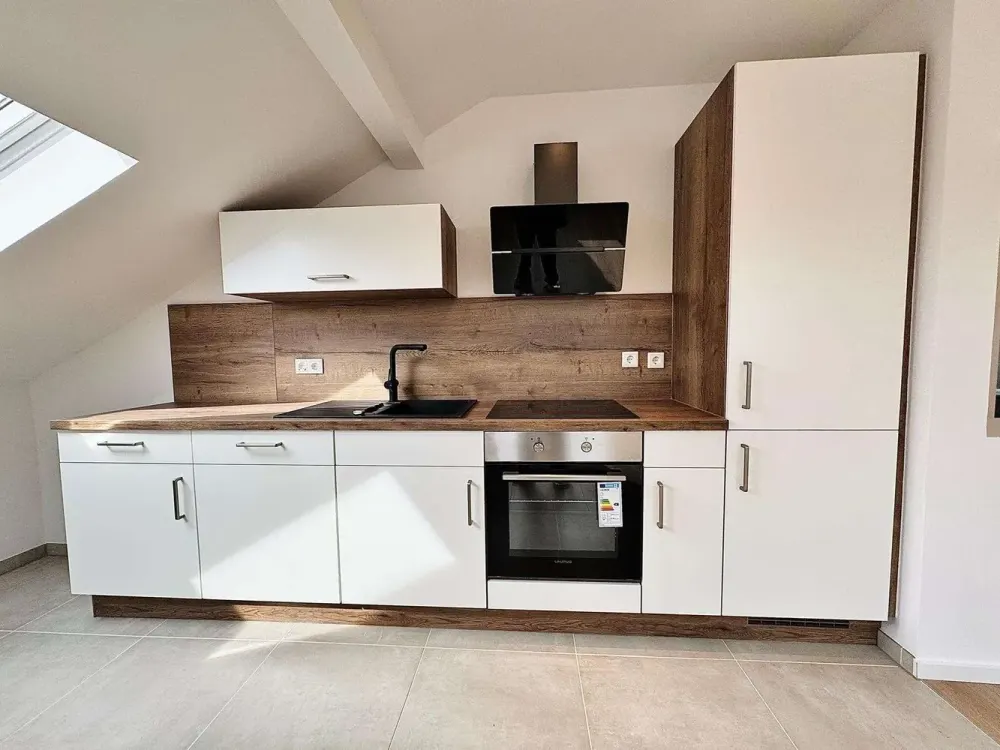 Wohnen mit Charakter, charmante 3-Zimmer-Wohnung mit besonderem Flair