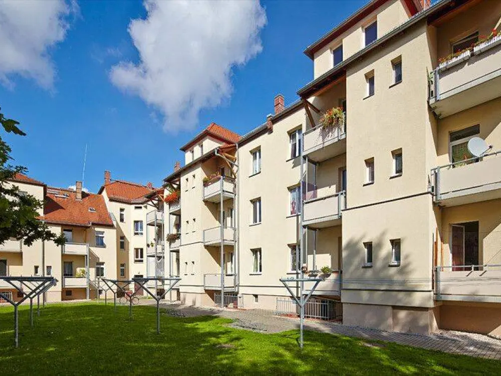 Familien aufgepasst - sanierte 4 Raum-Wohnung im Herzen von Lindenthal!