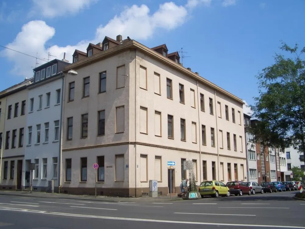 Krefeld - Cracau: 2- Zimmer-Wohnung zu vermieten!