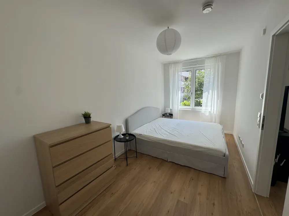 Vollmöbilierte Wohnung mitten in Pempelfort