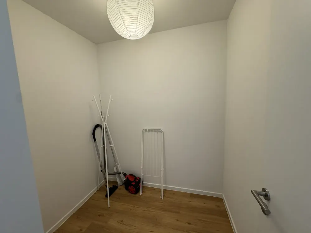 Vollmöbilierte Wohnung mitten in Pempelfort