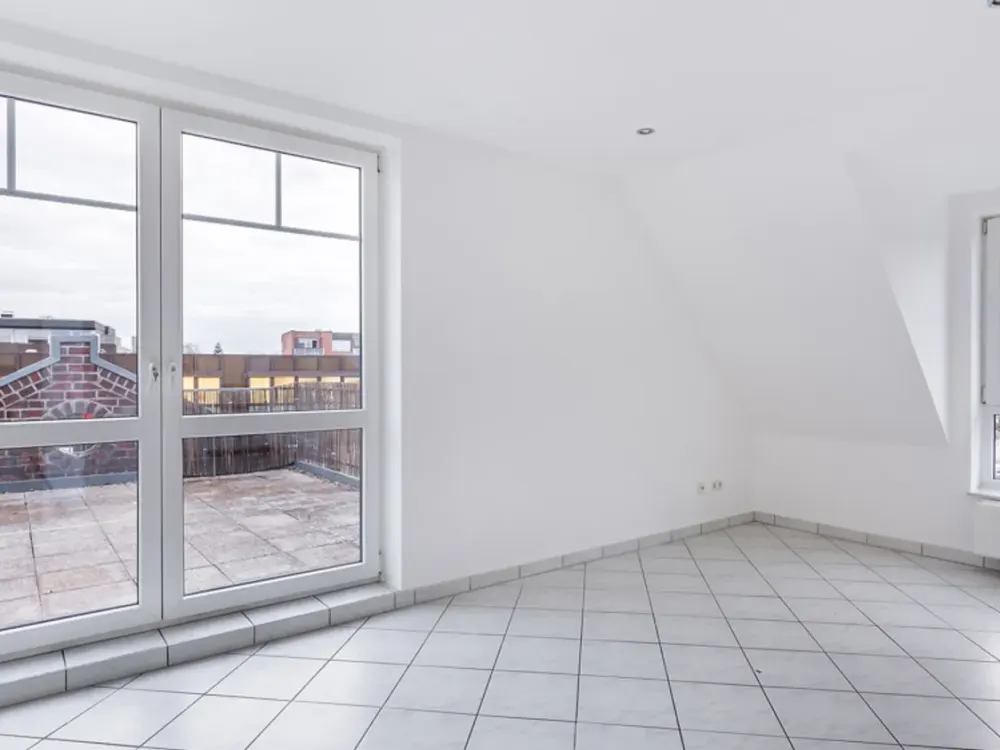 Auffällige Maisonettewohnung mit großer Dachterrasse in Norderstedt-Mitte!