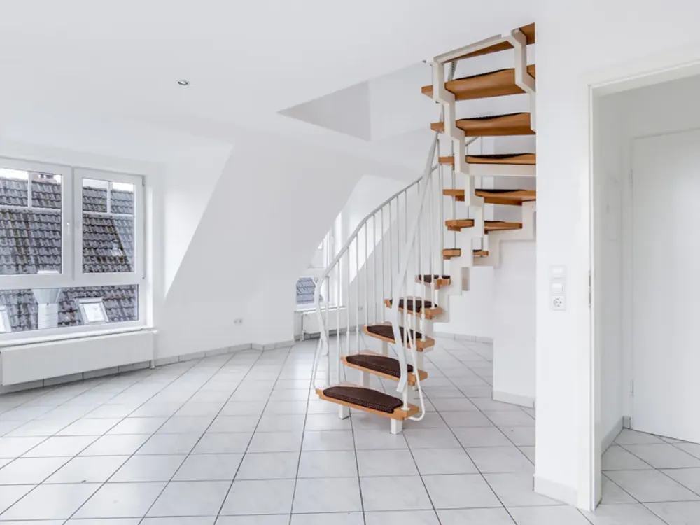 Auffällige Maisonettewohnung mit großer Dachterrasse in Norderstedt-Mitte!