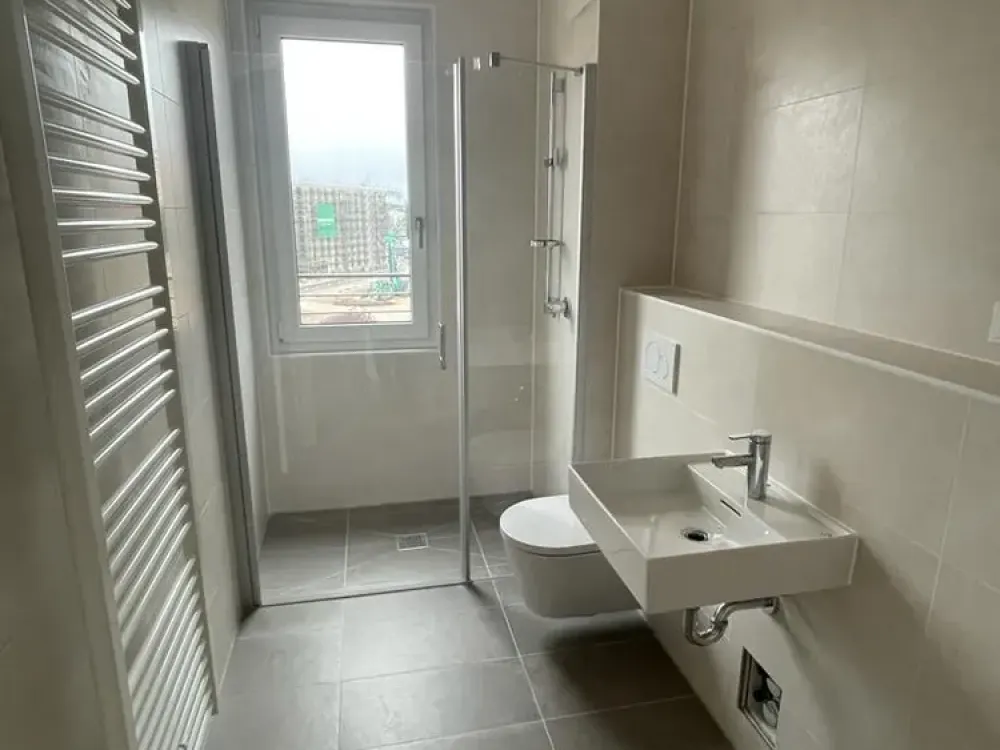 4-Zimmer-Wohnung mit Balkon in München