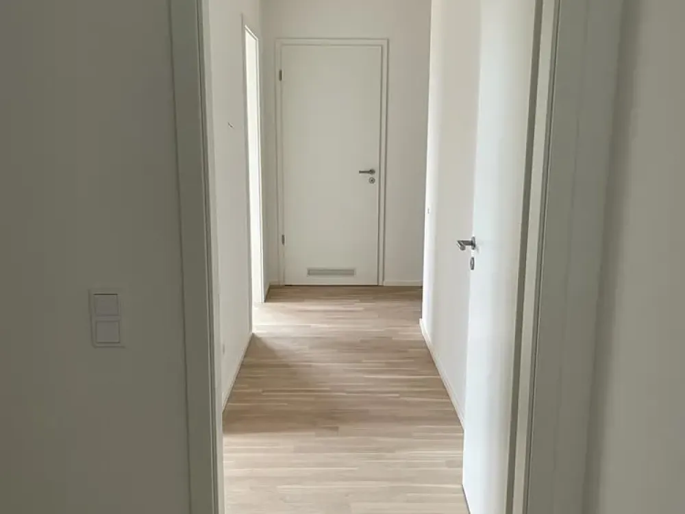 4-Zimmer-Wohnung mit Balkon in München