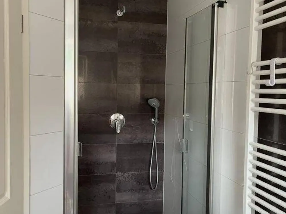 Moderne 3 Zimmer Wohnung im Süden Düsseldorfs mit Garage und Einbauküche