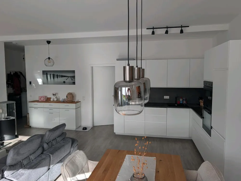 3-Zimmer Wohnung mit Klimaanlage in Walberberg