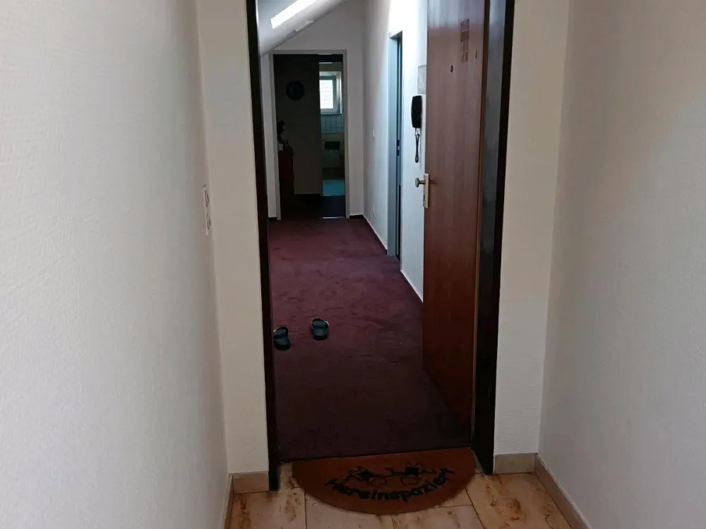 Dachgeschosswohnung (59 m²) in Krefeld - Nachmieter ab 01.09.2026