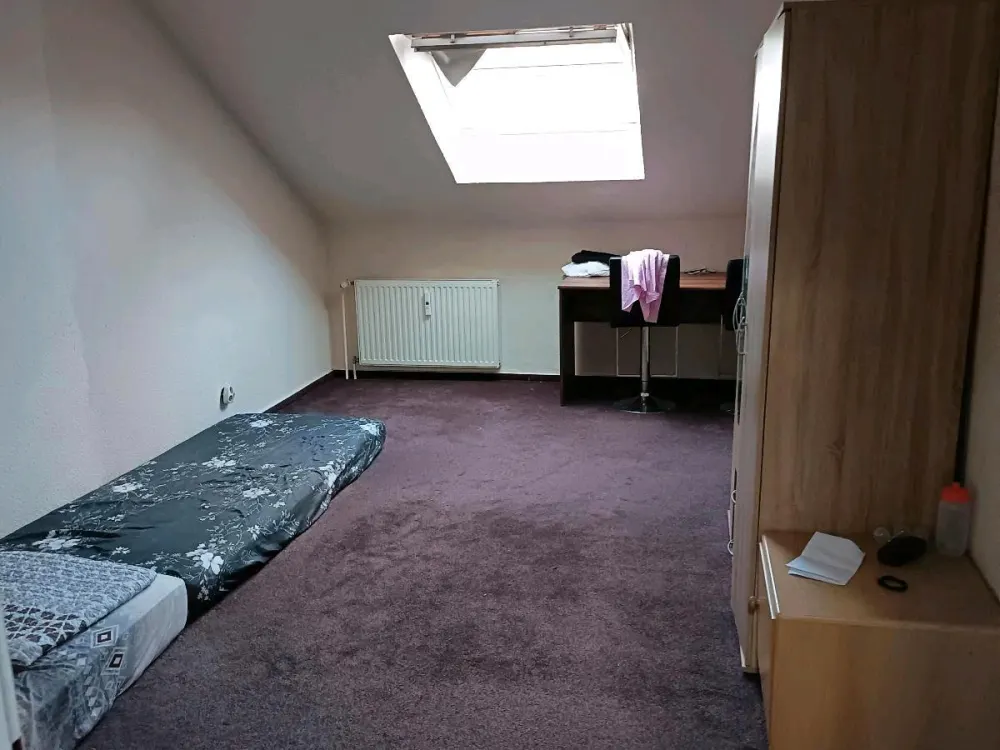 Dachgeschosswohnung (59 m²) in Krefeld - Nachmieter ab 01.09.2026