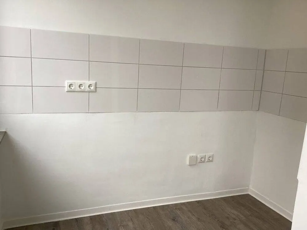 City-Lage - Renovierte 1-Zimmer-Wohnung, ca. 35 m² - ab sofort verfügbar