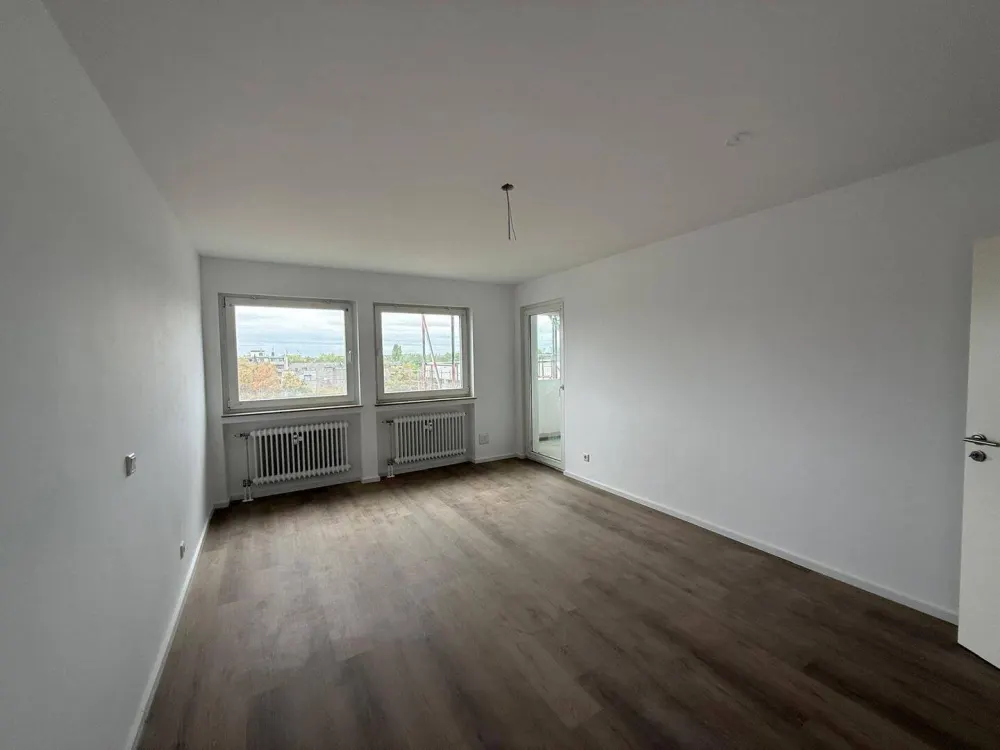 Charmante, lichtdurchflutete 2-Zimmer-Wohnung mit Domblick