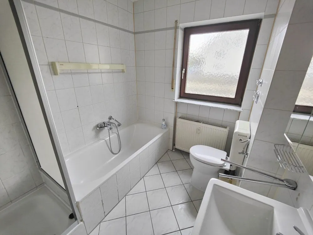 ***Attraktive 3 Zimmer inkl. PKW-Stellplatz in ruhiger Lage***