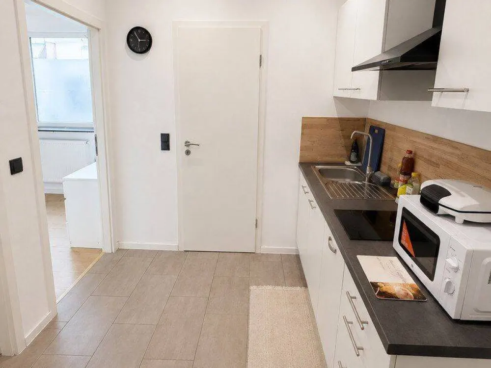 Möbliertes WG Zimmer in 3er Frauen WG | ab 01.11.2026