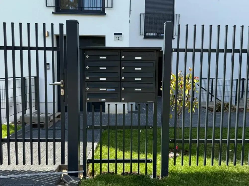 Maisonettewohnung mit Einbauküche: Geschmackvolle 5-Raum-Maisonettewohnung mit geh. Innenausstattung