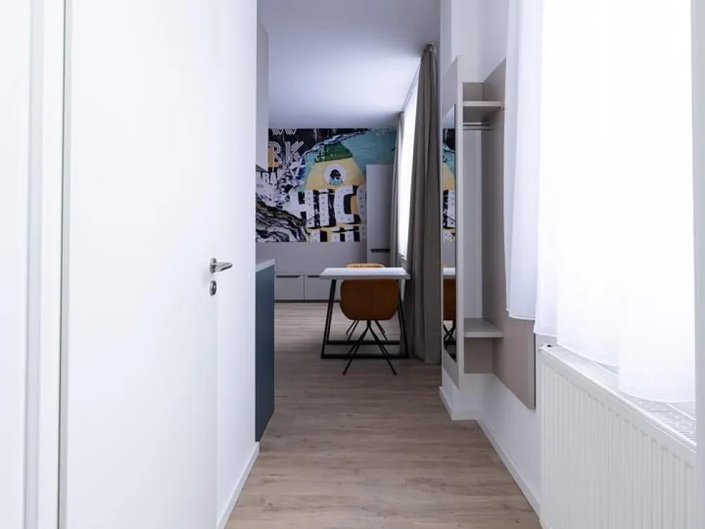 Charmante vollmöblierte 1-Zimmer-Neubauwohnung im 4. OG WE 85