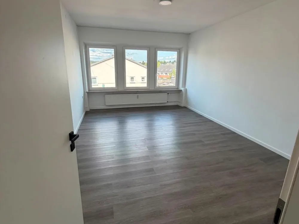 Helle, zentral gelegene 4 Zimmer Wohnung in Heusweiler