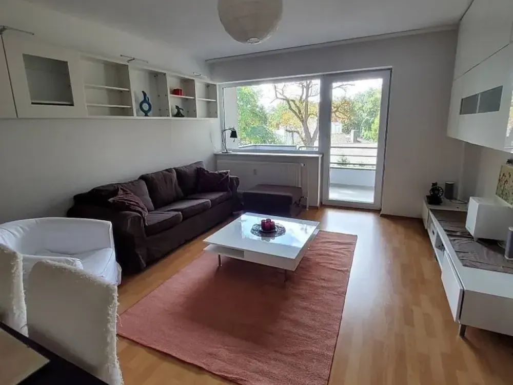 Möblierte 3-Zimmer-Wohnung mit Balkon in Lichterfelde