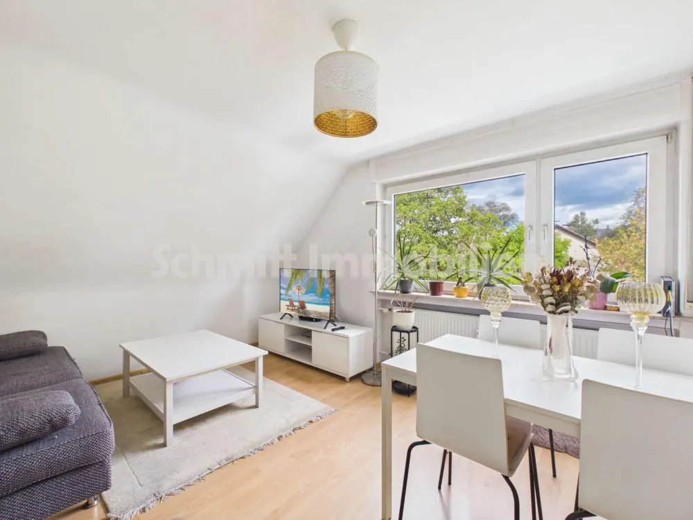 Wohnen im Dachgeschoss auf ca. 56 m² in Frankfurt-Griesheim
