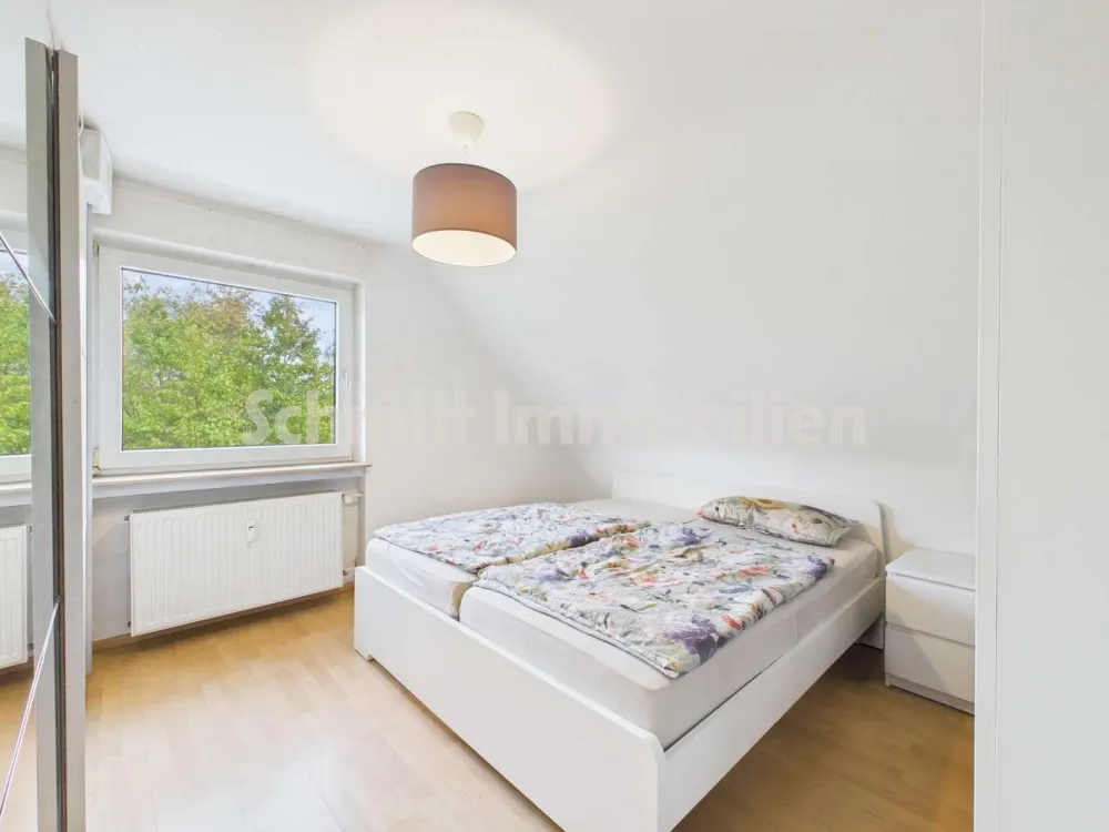 Wohnen im Dachgeschoss auf ca. 56 m² in Frankfurt-Griesheim
