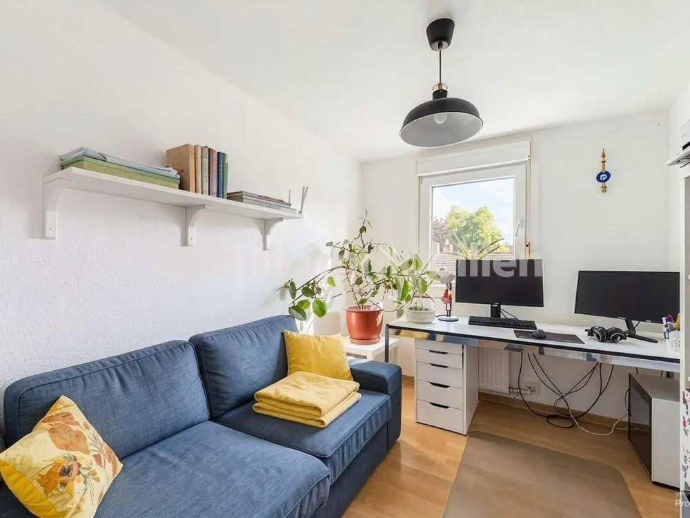Wohnen im Dachgeschoss auf ca. 56 m² in Frankfurt-Griesheim
