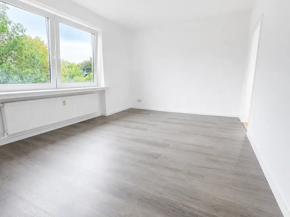 Raus ins Grüne -1,5 Zi Zehlendorfer Strasse - hier klicken!