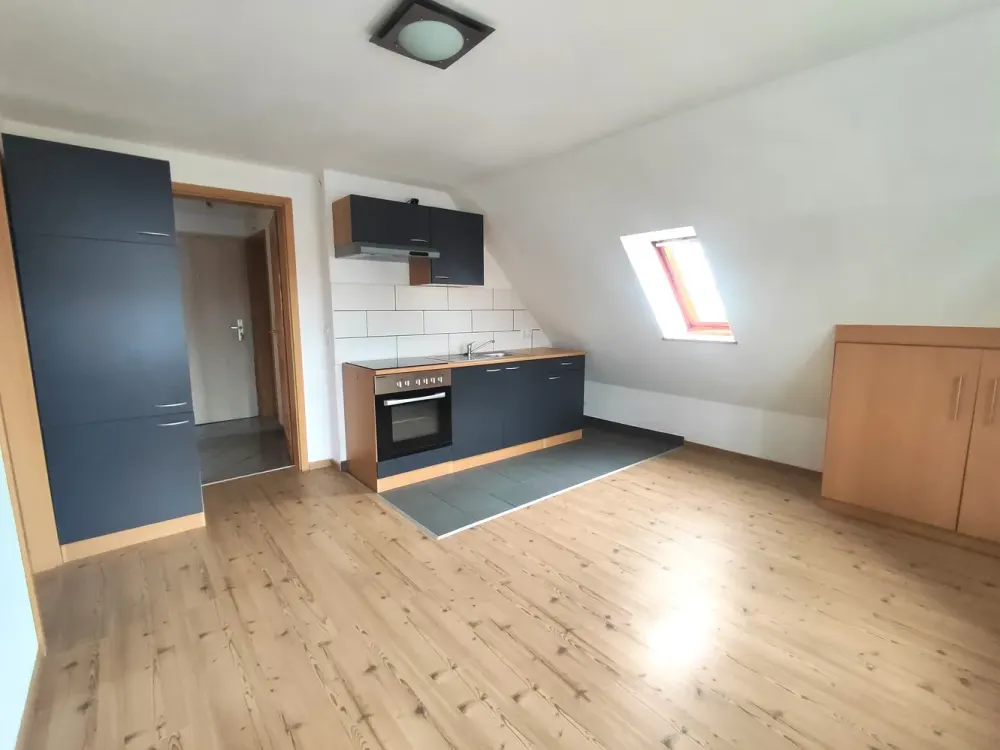 Cozy 2-Room Apartment in Hannover Linden-Nord