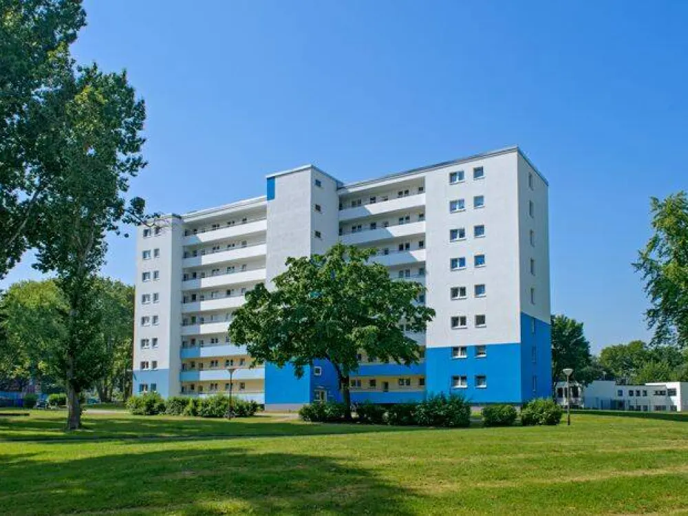 3 Zimmer mit Balkon und Aufzug!