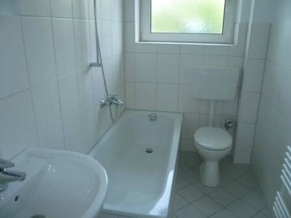3 Zimmer mit Balkon und Aufzug!