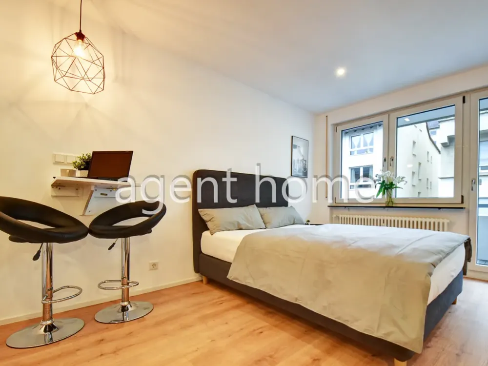 MÖBLIERT - WEST LIVING - Tolle Wohnung mit Balkon und Duplexparker