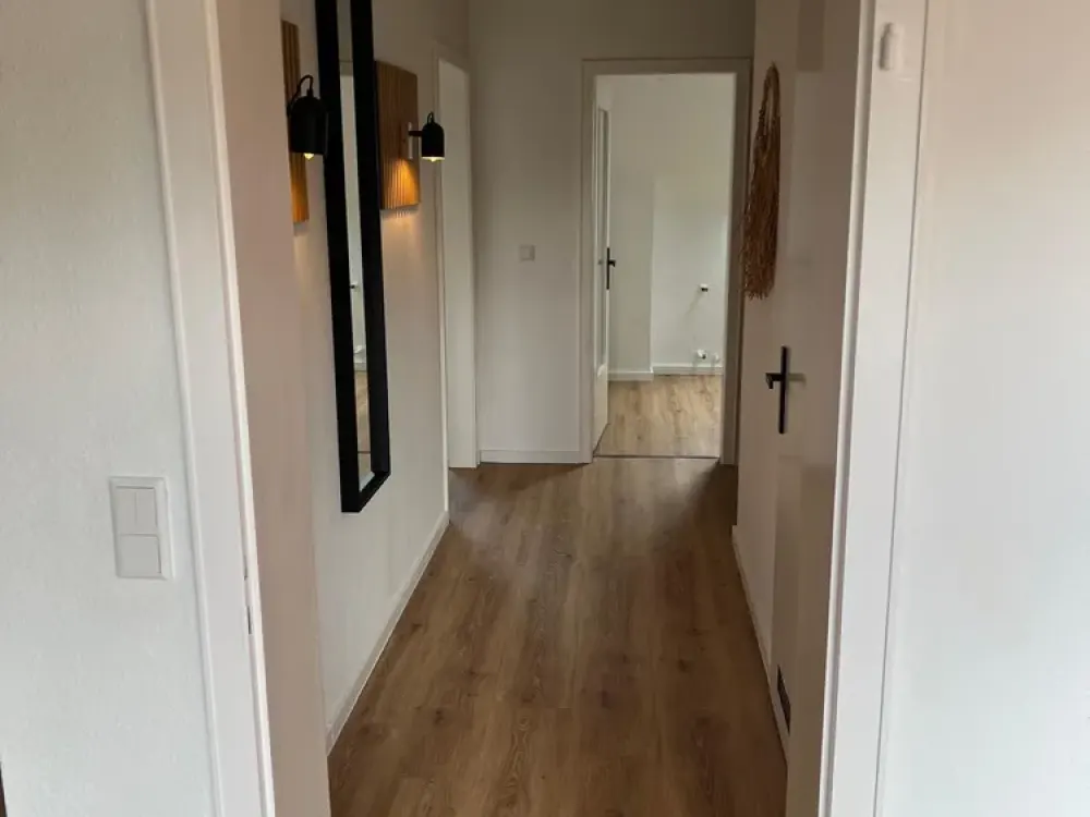 Helle und moderne 2-Zimmer Wohnung zu vermieten! Provisionsfrei!
