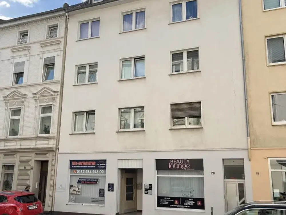 *** Großzügig geschnittenes 3-Zimmer-Dachgeschoß-Apartment - hell und freundlich ***