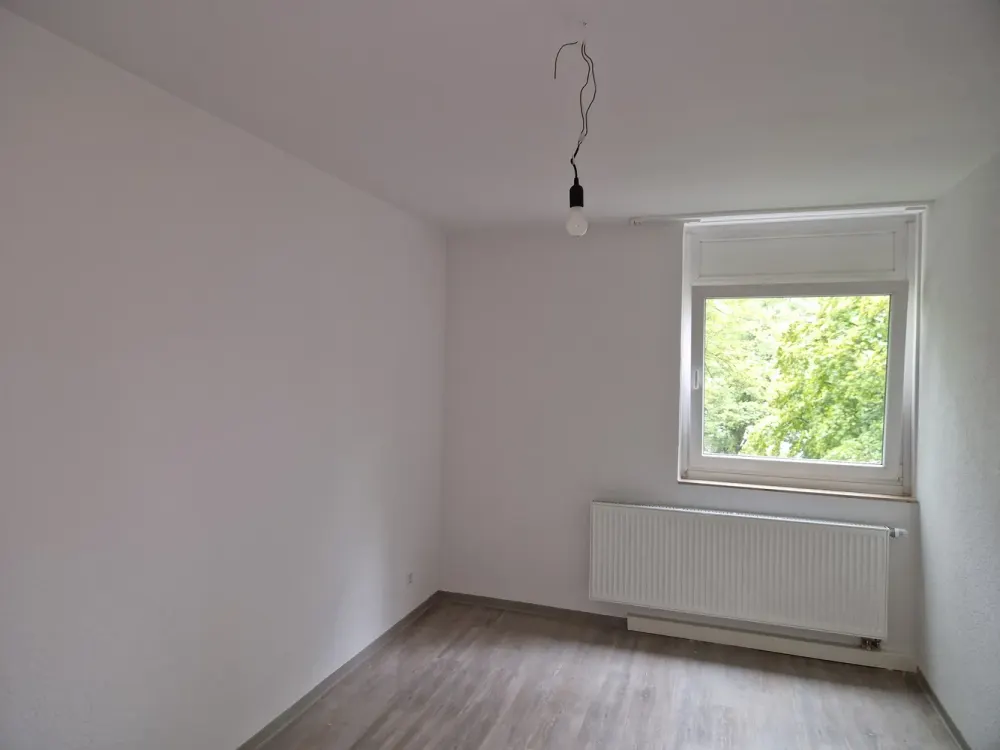 Gladly come home. Completely renovated 2-room apartment with balcony!