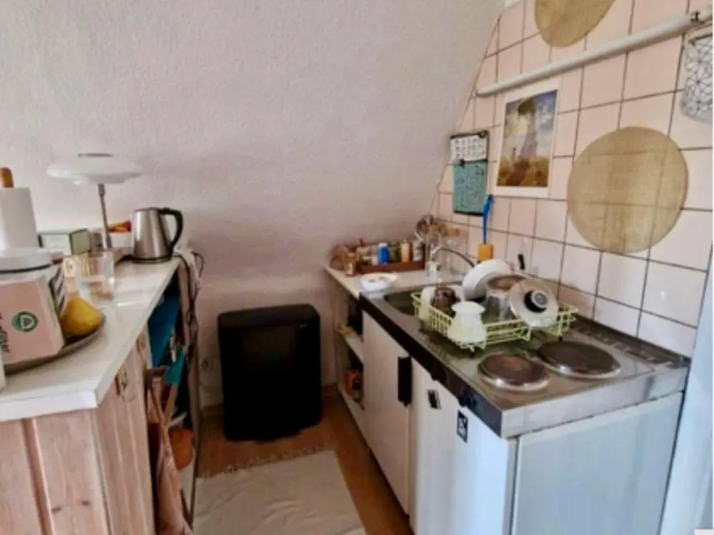 Charmantes 1,5-Zimmer-Altbau-Apartment, ca. 34 m²