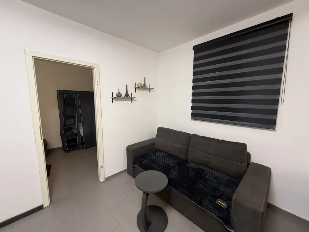 Modern Living in Sossenheim: 2-Room Apartment with Optimal Layout