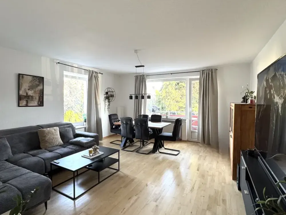 3 Zimmer Wohnung mit Balkon und Einbauküche in Hannover