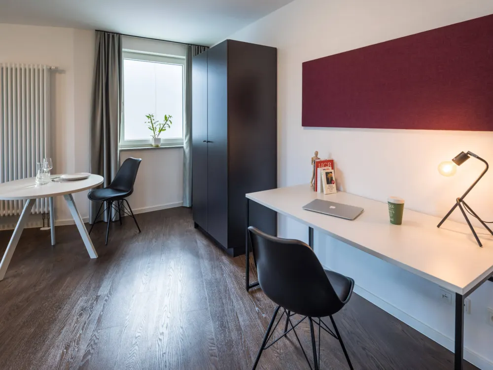 DIE ZIMMEREI | Zentral in Mitte: Möblierte Wohnung - ideal für Young Pros | Maxi Bude