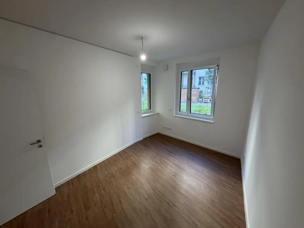 Erstbezug 2-Zimmer-Neubauwohnung | Terrasse, Einbauküche, Keller