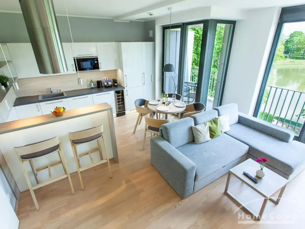 274762 HomeCompany Dresden Möbliert/Furnished Exklusives 2-Zimmer Apartment in Dresden-Altstadt N...