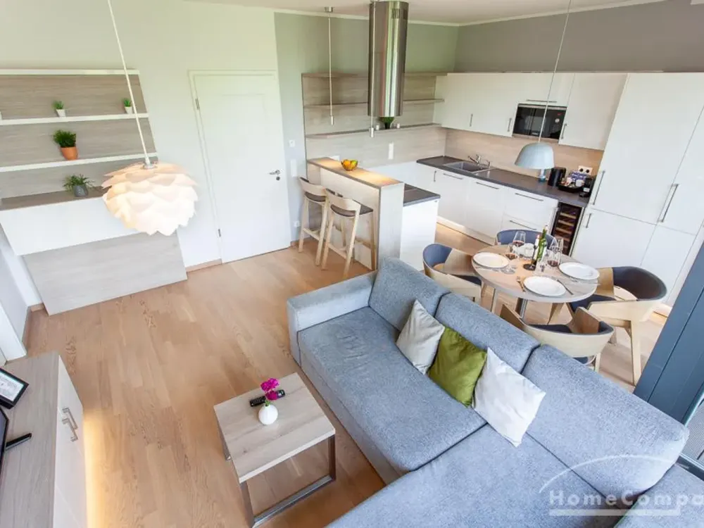 274762 HomeCompany Dresden Möbliert/Furnished Exklusives 2-Zimmer Apartment in Dresden-Altstadt N...