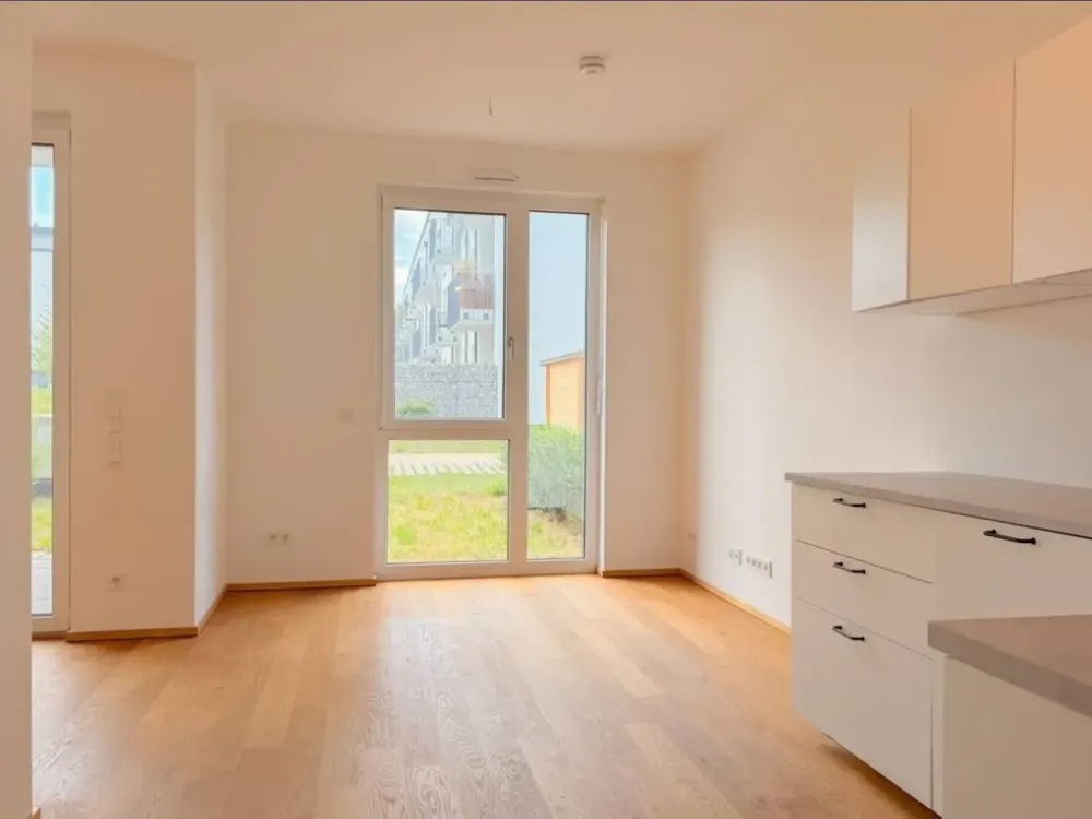 Exklusive 1-Zimmer-Gartenwohnung (85 m² Gesamtnutzfläche) in Haar bei München, Erstbezug-Qualität
