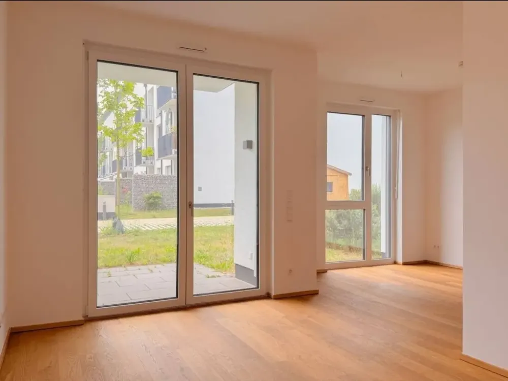 Exklusive 1-Zimmer-Gartenwohnung (85 m² Gesamtnutzfläche) in Haar bei München, Erstbezug-Qualität