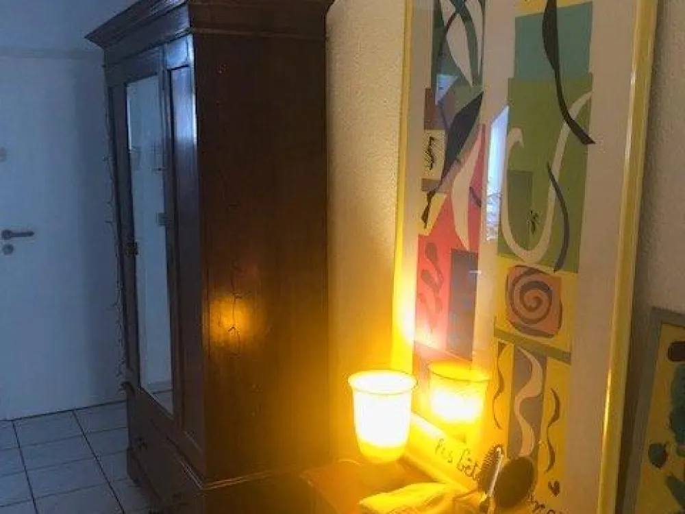 Biete meine große Wohnung gegen eine kleine in Junkersdorf/Privat