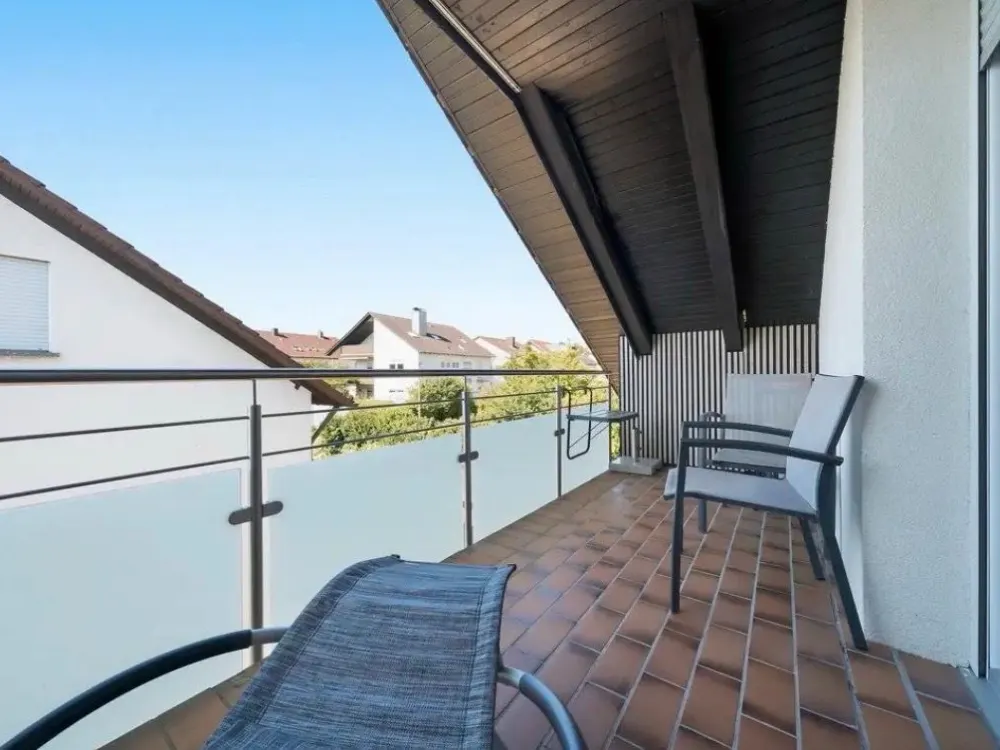Moderne DG- Wohnung in Wörth