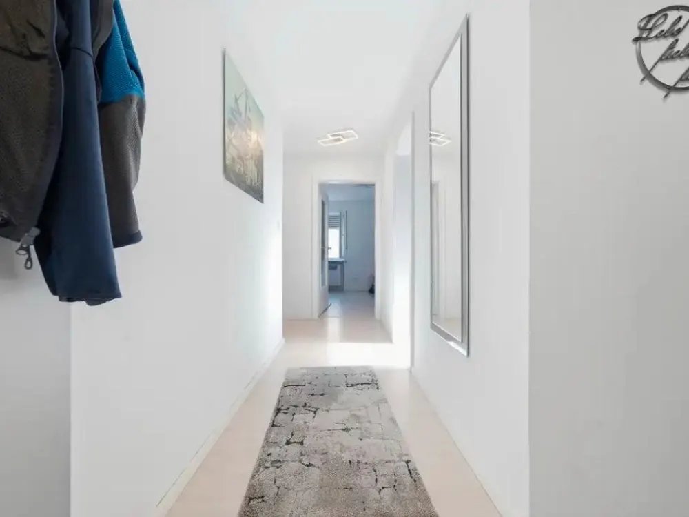Moderne DG- Wohnung in Wörth