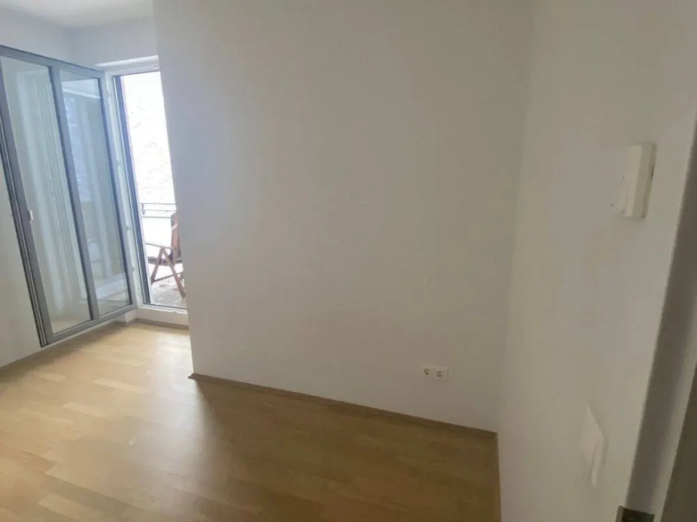 München Modell 3 Zimmer Wohnung, nur mit WBS!!! Befristet