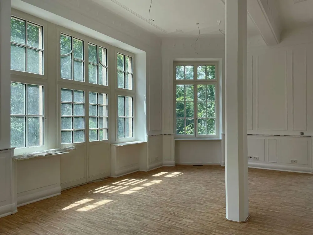 *exklusive Loftwohnung mit Balkon im Lahmann-Sanatorium am Weißen Hirsch*