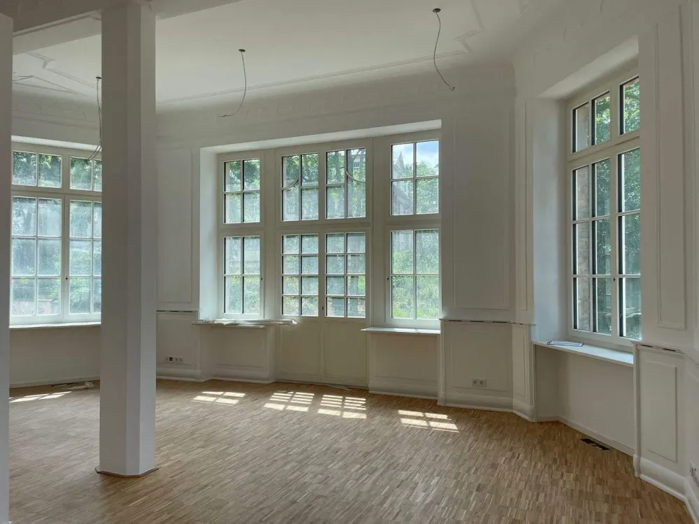 *exklusive Loftwohnung mit Balkon im Lahmann-Sanatorium am Weißen Hirsch*