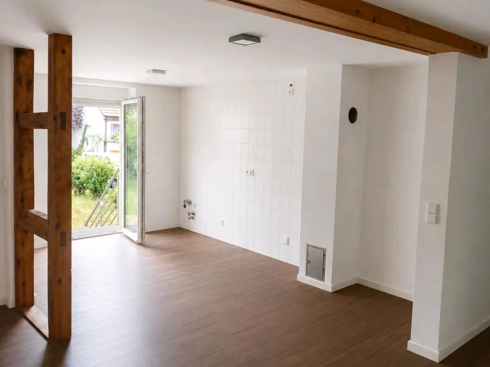 3,5-Zimmer-Wohnung mit Veranda und Garage