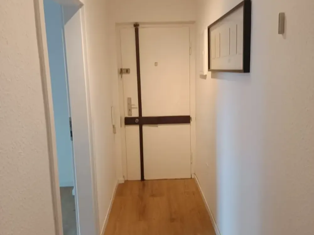 Helles 3-Zimmer-Apartment mit Balkon und Einbauküche in Köln-Am Bayenturm